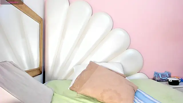 Ally Parkeer  online show from 27, 2, 2025