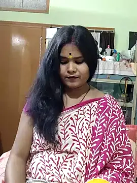 Snapshot of yoursweety09 chatting on 9, 3, 2026 yoursweety09 online show from 9, 3, 2026