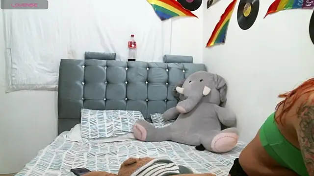 pamelaykamila online show from 14, 11, 2025