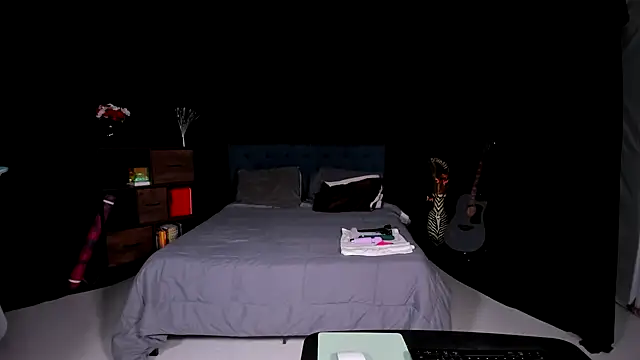 NinaRiveraXO online show from 9, 9, 2025