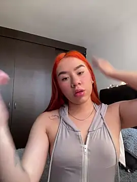 Im Valen Cute online show from 24, 2, 2025