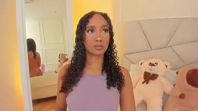 Amber  Sanchez online show from 13, 3, 2025