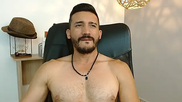 Reiko 85  online show from 18, 2, 2025