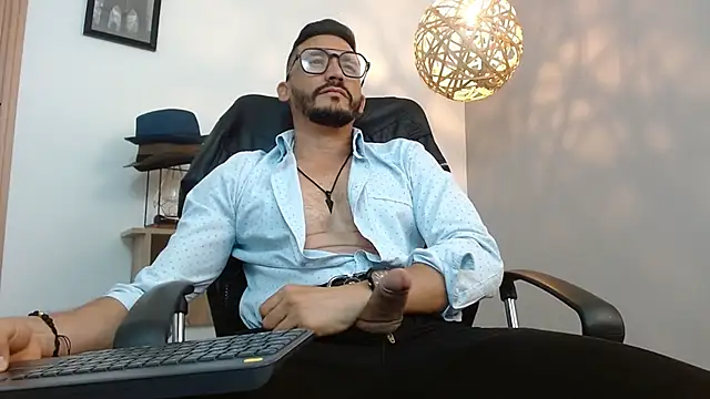 Reiko 85  online show from 22, 2, 2025