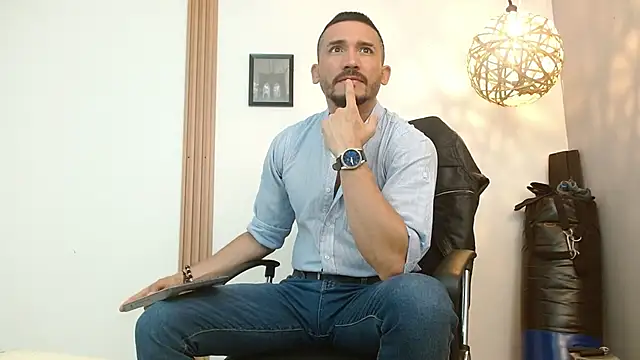 Reiko 85  online show from 8, 9, 2025