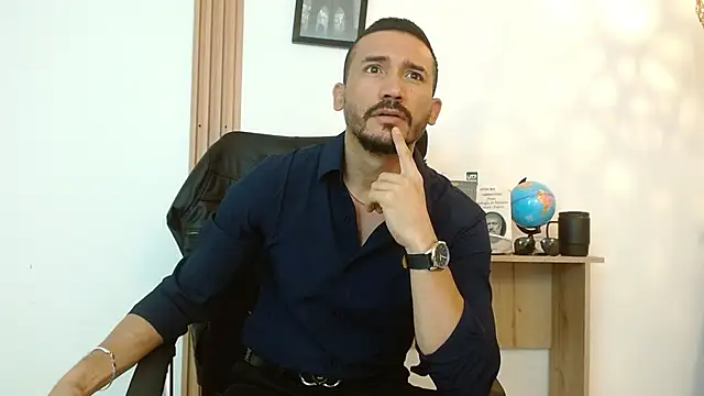 Reiko 85  online show from 14, 9, 2025