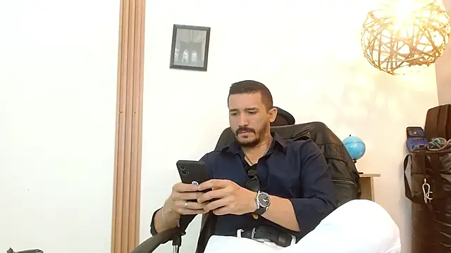 Reiko 85  online show from 6, 10, 2025