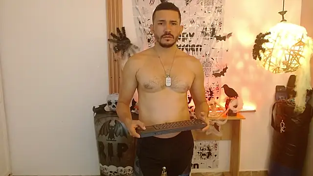 Reiko 85  online show from 28, 10, 2025