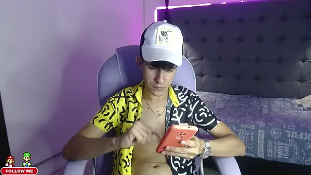 Dyla n18 online show from 21, 1, 2025