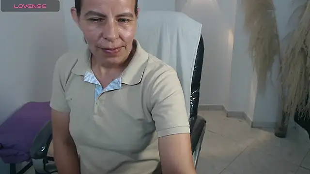 Milf karlye online show from 1, 12, 2025