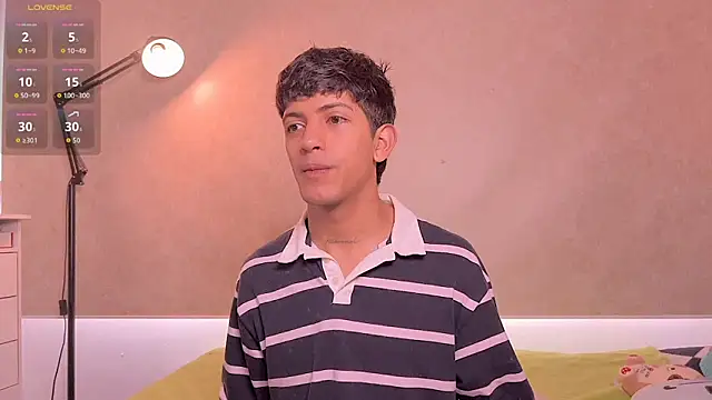 Snapshot of teobowny_ chatting on 22, 4, 2026 teobowny online show from 22, 4, 2026