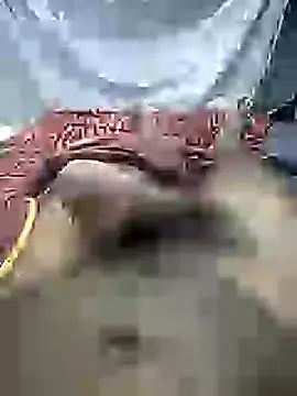 mallucallboy2104 online show from 8, 1, 2025