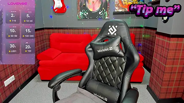 Jennifer Wadee online show from 7, 1, 2025