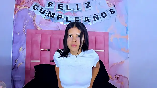 Snapshot of LizzMartin chatting on 30, 1, 2025 LizzMartin online show from 30, 1, 2025