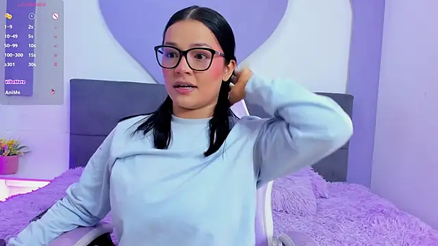 Snapshot of Lola_sweeet18 chatting on 21, 7, 2026 Lola sweeet18 online show from 21, 7, 2026