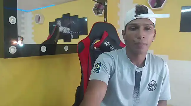 mau elixxx online show from 16, 1, 2025