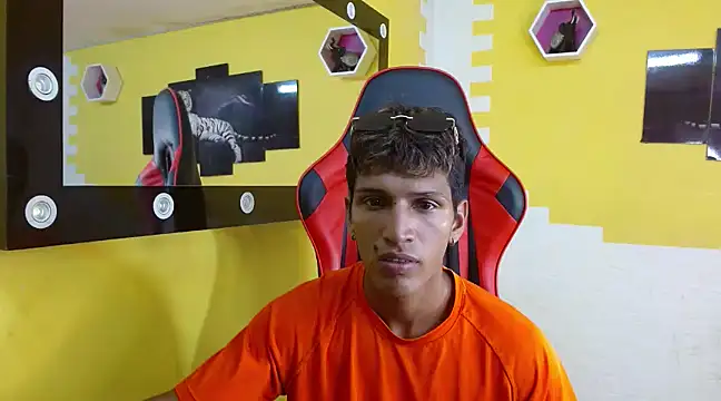 mau elixxx online show from 29, 1, 2025