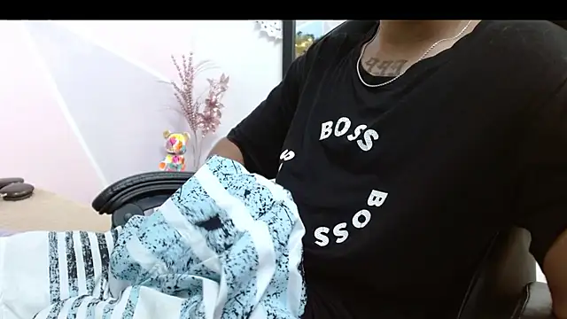 Snapshot of hares_mds chatting on 27, 12, 2024 hares mds online show from 27, 12, 2024