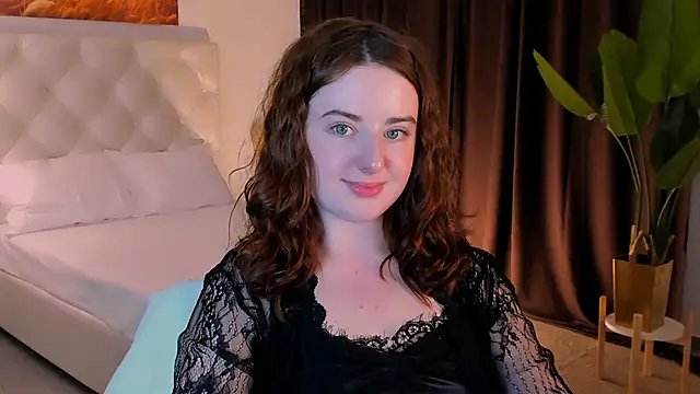 AnnTerry  online show from 15, 10, 2025