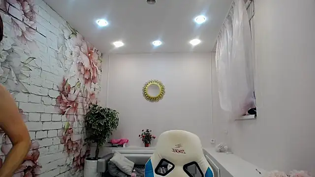 Cutie Asya online show from 13, 10, 2025