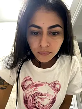 emilie xx  online show from 5, 10, 2025