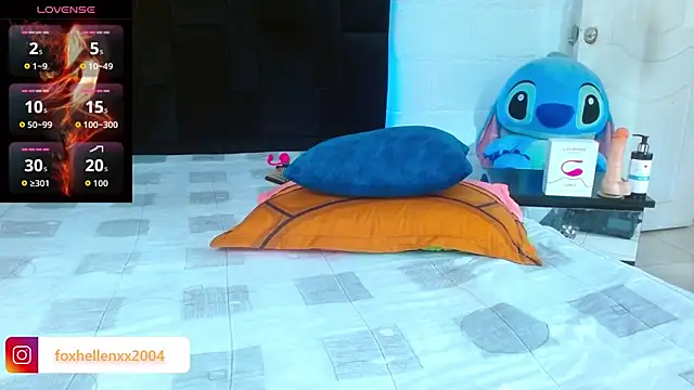 Snapshot of foxhellenxxxx chatting on 21, 9, 2025 foxhellenxxxx online show from 21, 9, 2025