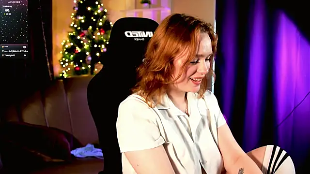 Snapshot of Kari_Lunna chatting on 19, 12, 2024 Kari Lunna online show from 19, 12, 2024