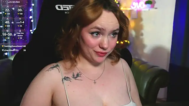 Snapshot of Kari_Lunna chatting on 26, 12, 2024 Kari Lunna online show from 26, 12, 2024