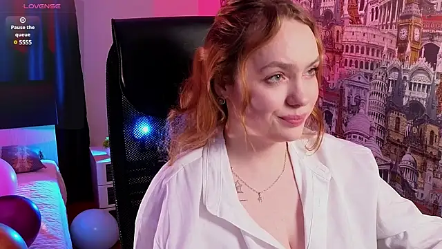 Snapshot of Kari_Lunna chatting on 5, 3, 2025 Kari Lunna online show from 5, 3, 2025