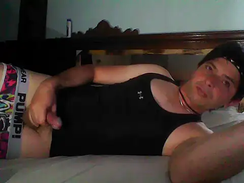 Snapshot of frank32love chatting on 28, 3, 2026 frank32love online show from 28, 3, 2026
