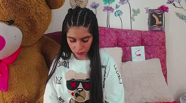 Madisson Ivanova online show from 20, 12, 2024