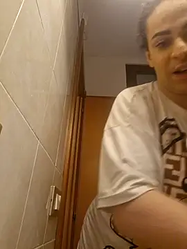 Snapshot of perla97 chatting on 16, 2, 2025 perla97 online show from 16, 2, 2025