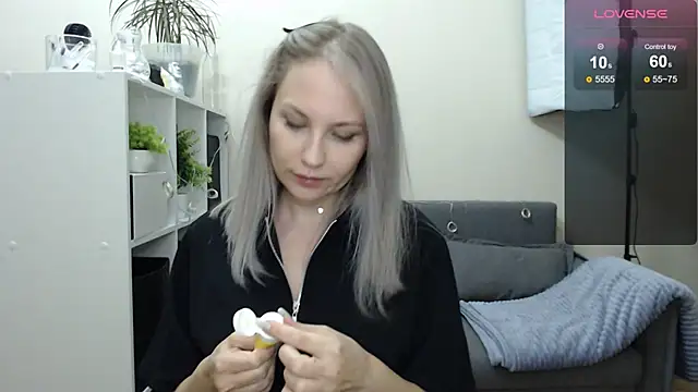 Sunny bunny6 online show from 20, 12, 2024