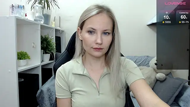 Sunny bunny6 online show from 3, 10, 2025