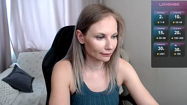 Snapshot of Sunny_bunny6 chatting on 28, 5, 2026 Sunny bunny6 online show from 28, 5, 2026