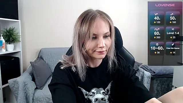 Snapshot of Sunny_bunny6 chatting on 22, 6, 2026 Sunny bunny6 online show from 22, 6, 2026
