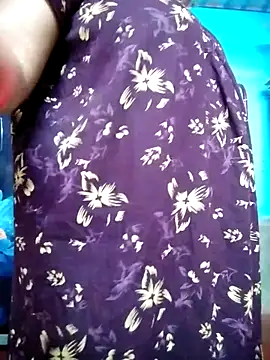 BERRY 00 online show from 17, 2, 2025