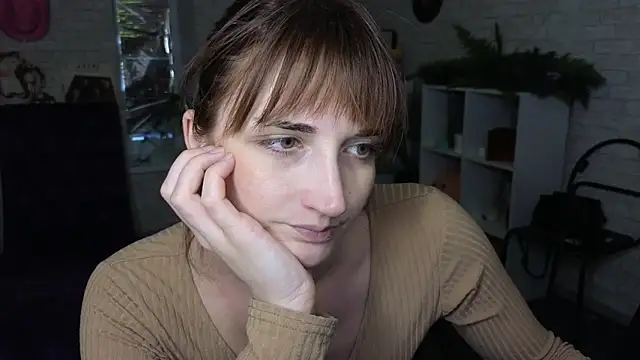 Nika Kitten online show from 2, 3, 2026