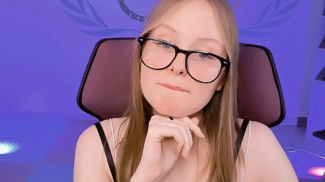 VivienLeeigh online show from 12, 1, 2025