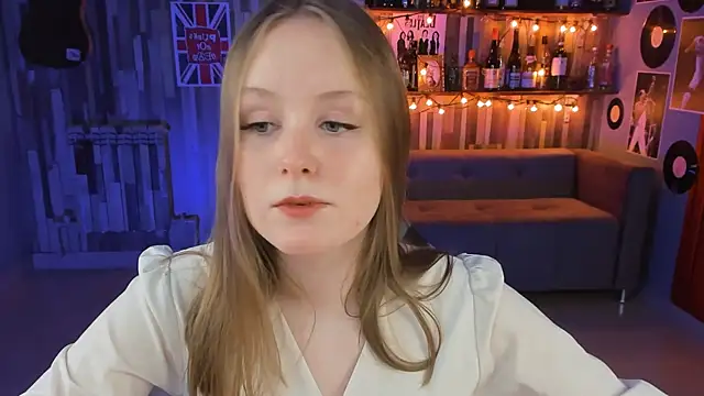 VivienLeeigh online show from 28, 2, 2025