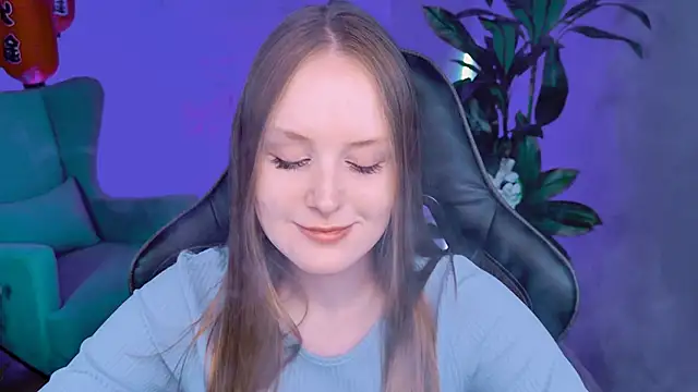 VivienLeeigh online show from 18, 9, 2025