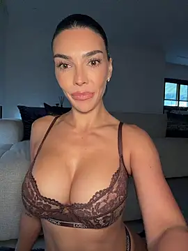 krissiswrld- online show from 7, 3, 2026