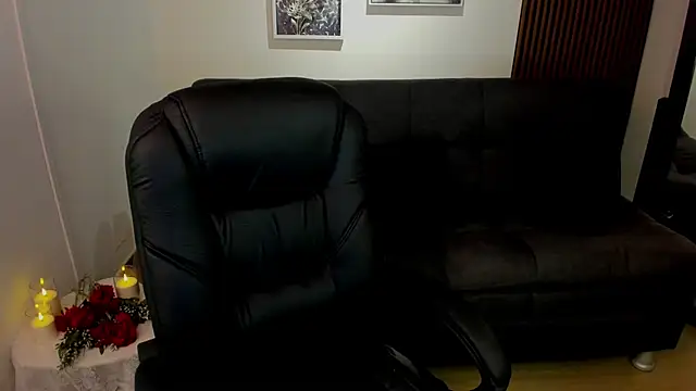 crimson tati  online show from 27, 9, 2025