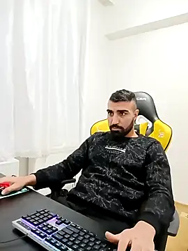 Snapshot of SertSikici022 chatting on 5, 12, 2024 SertSikici022 online show from 5, 12, 2024