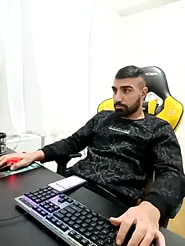 Snapshot of SertSikici022 chatting on 5, 12, 2024 SertSikici022 online show from 5, 12, 2024