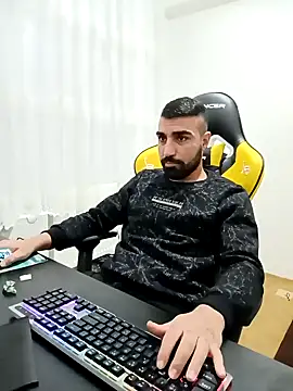 Snapshot of SertSikici022 chatting on 6, 12, 2024 SertSikici022 online show from 6, 12, 2024