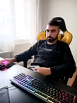 Snapshot of SertSikici022 chatting on 7, 12, 2024 SertSikici022 online show from 7, 12, 2024