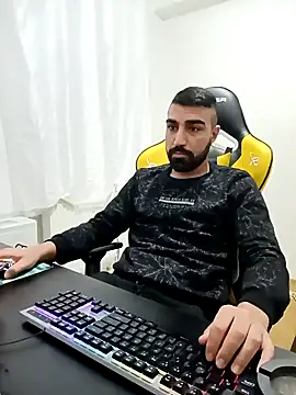 Snapshot of SertSikici022 chatting on 7, 12, 2024 SertSikici022 online show from 7, 12, 2024