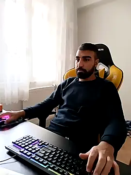 Snapshot of SertSikici022 chatting on 11, 12, 2024 SertSikici022 online show from 11, 12, 2024