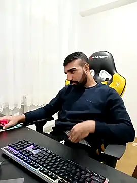 Snapshot of SertSikici022 chatting on 11, 12, 2024 SertSikici022 online show from 11, 12, 2024